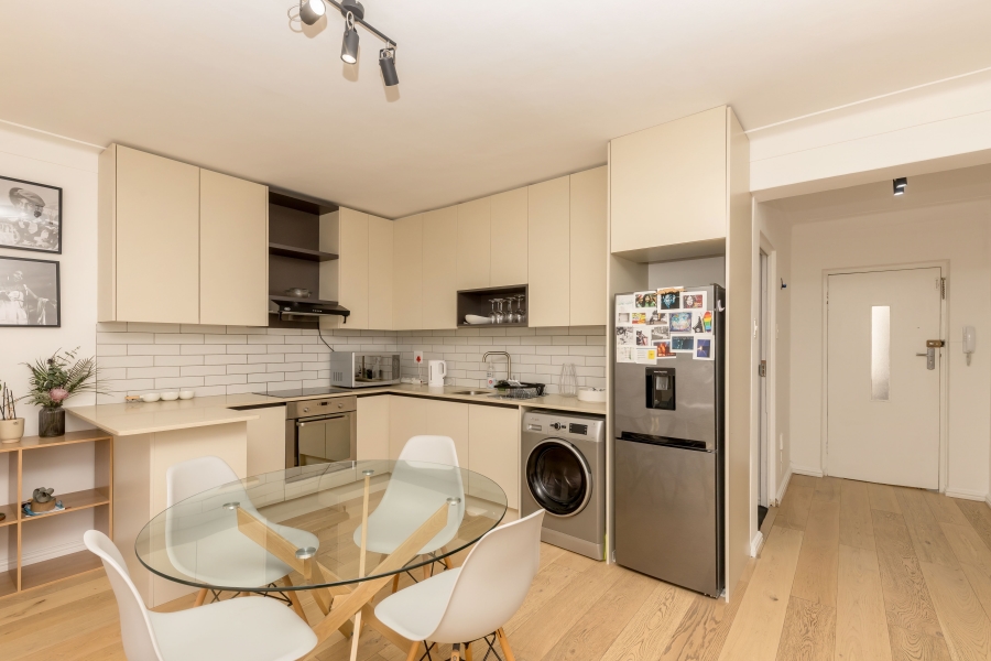 To Let 2 Bedroom Property for Rent in Mouille Point Western Cape